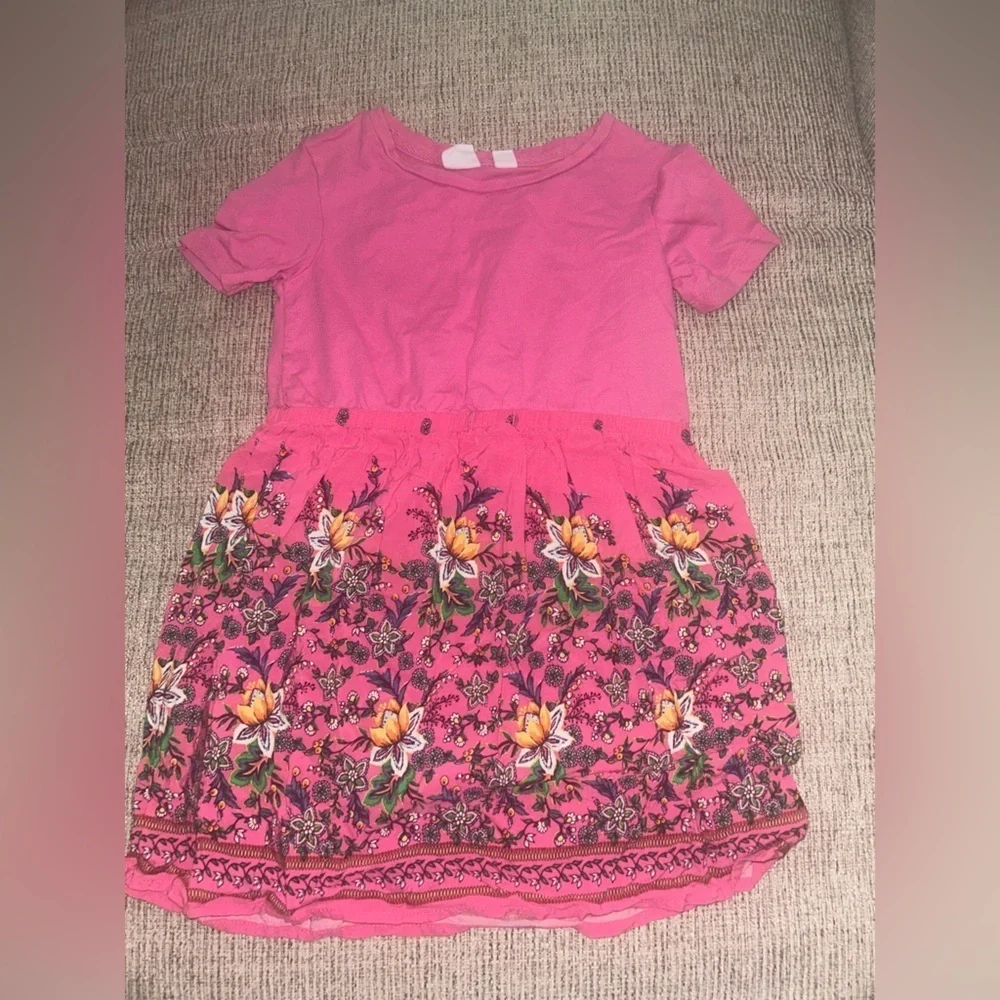 Lot of 4 short sleeved dresses for girls size 5